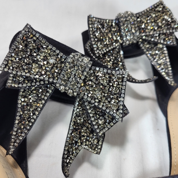 JustFab Lucy Black Pumps Heels SHOES Womens Size 7W Bling Bow Point Toe Just Fab - Picture 10 of 16